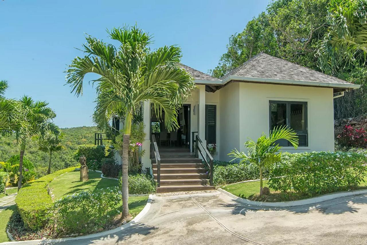Luxury Villa Sleeps 6, Beach Access, Бухта Монтего Экстерьер фото